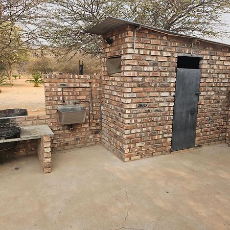 Kaoko Bush Lodge Kamanjab Eksteriør billede