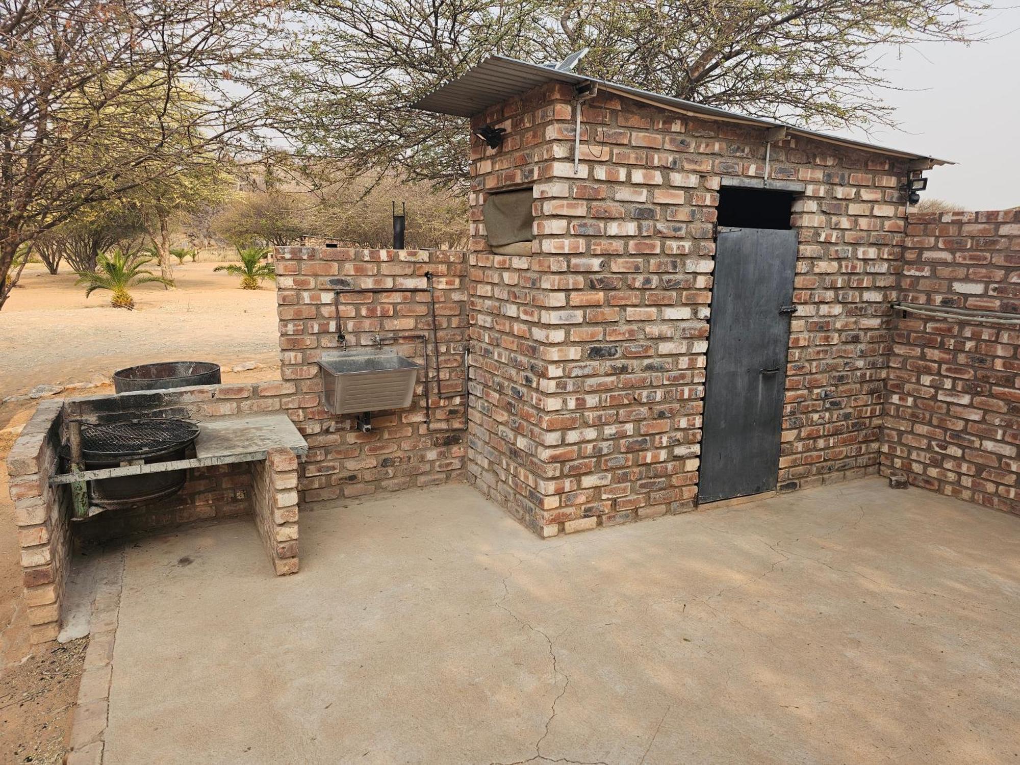 Kaoko Bush Lodge Kamanjab Eksteriør billede