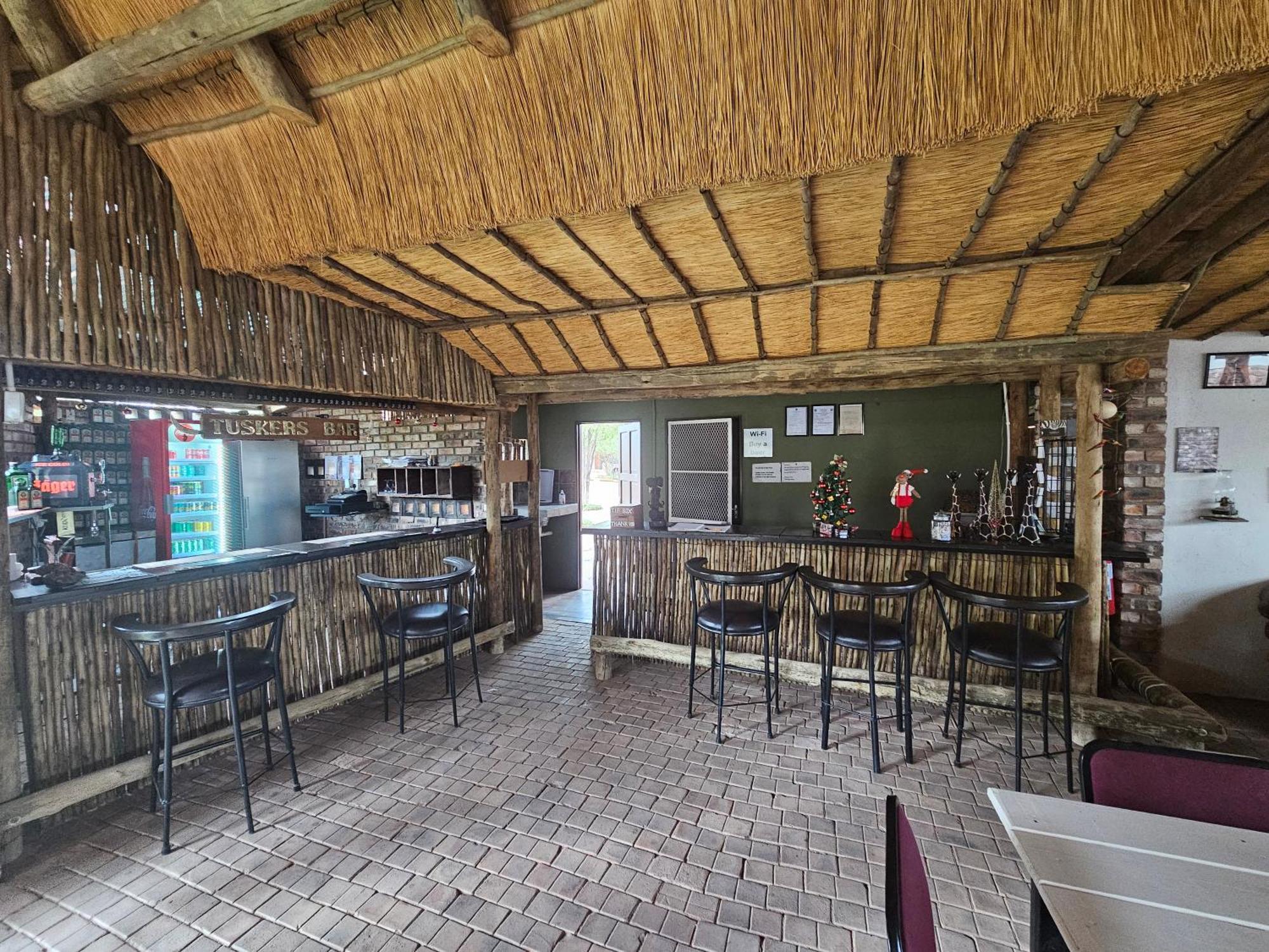 Kaoko Bush Lodge Kamanjab Eksteriør billede