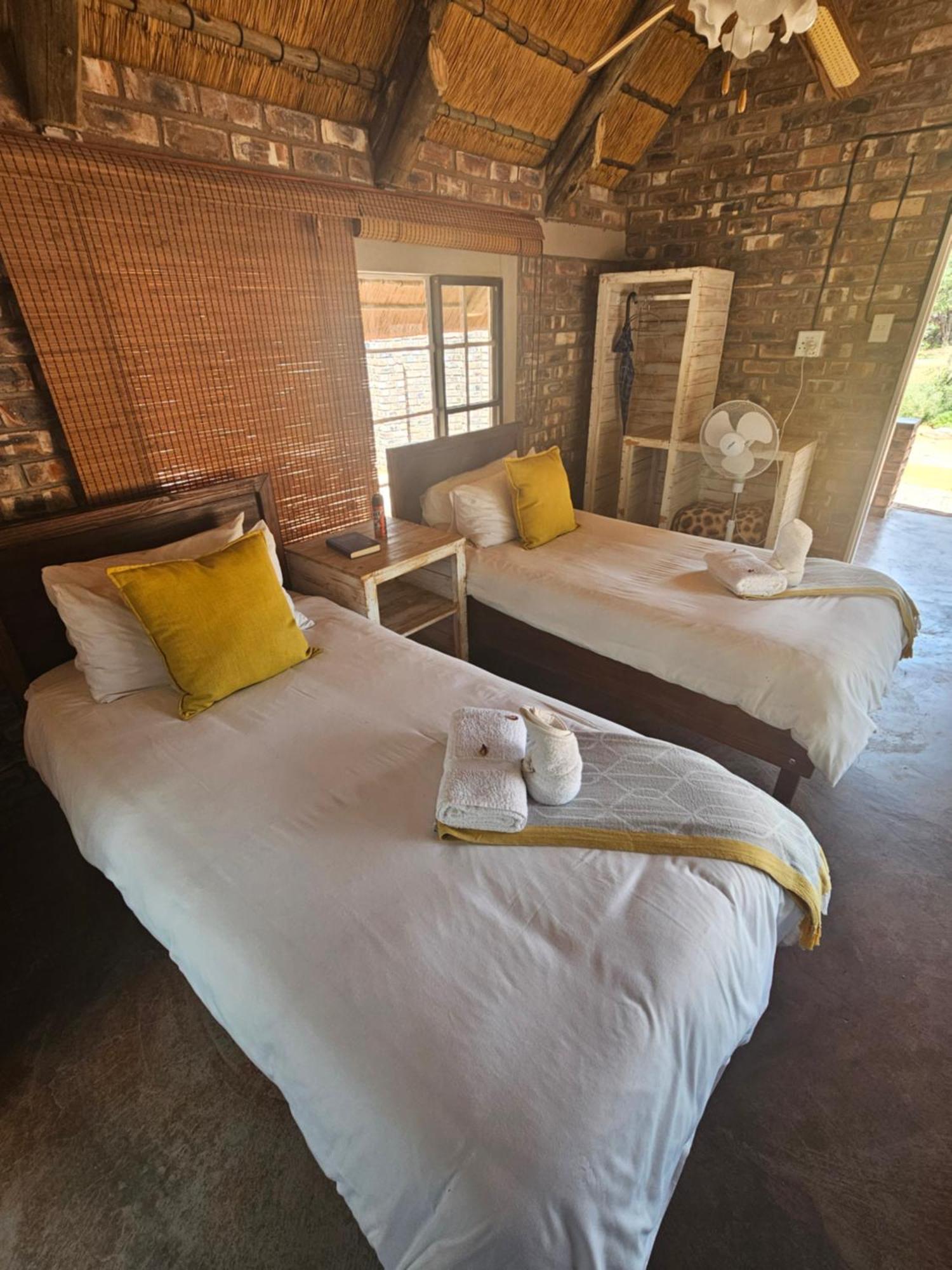Kaoko Bush Lodge Kamanjab Eksteriør billede
