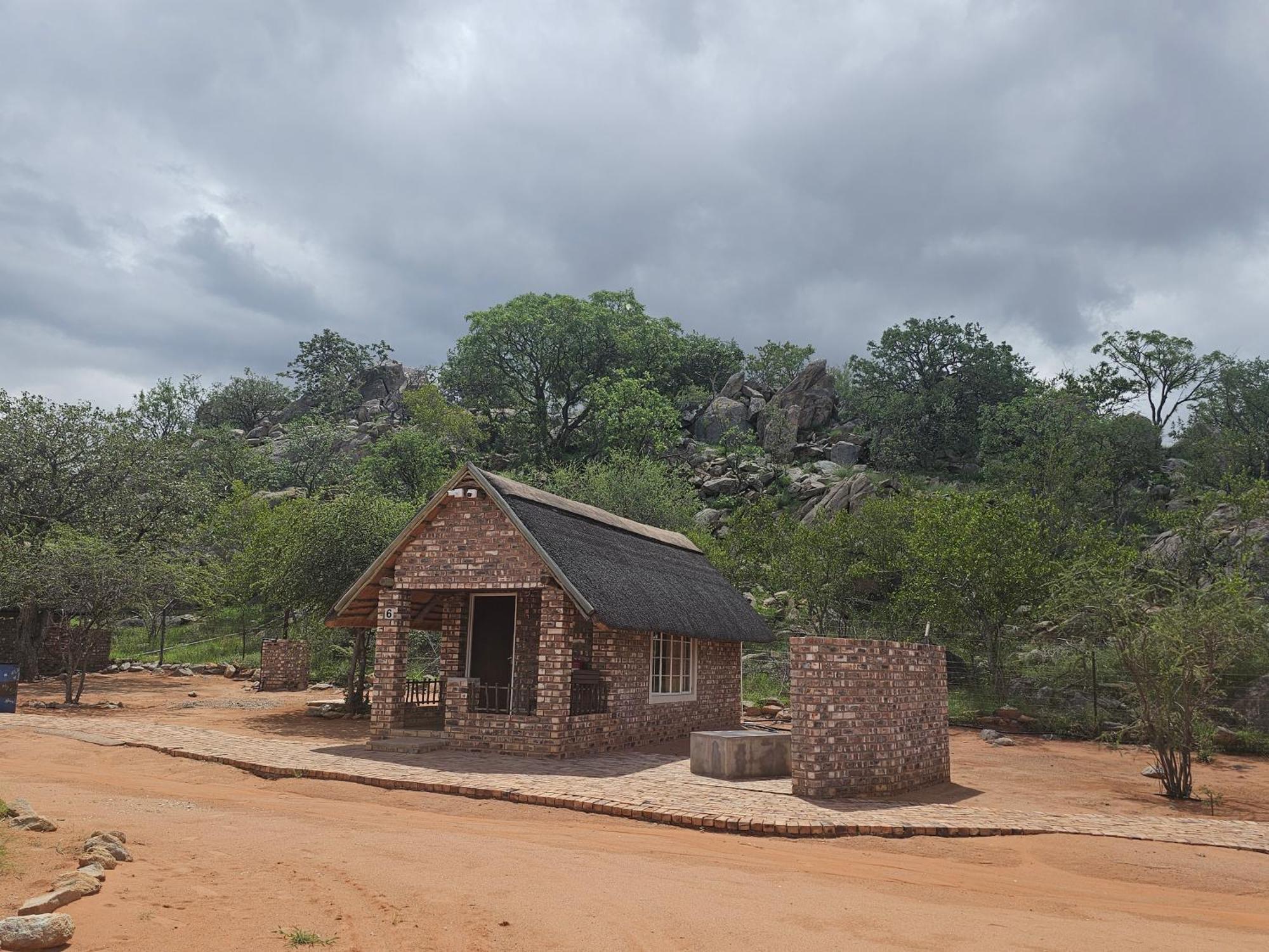 Kaoko Bush Lodge Kamanjab Eksteriør billede