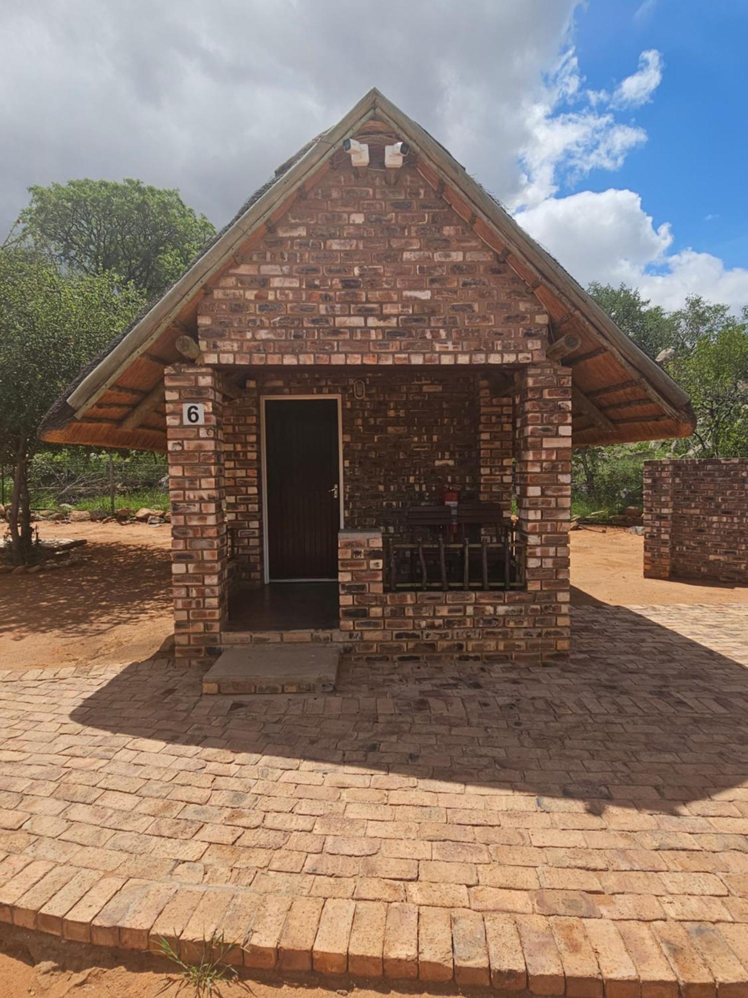 Kaoko Bush Lodge Kamanjab Eksteriør billede