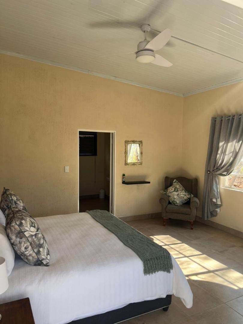 Kaoko Bush Lodge Kamanjab Eksteriør billede